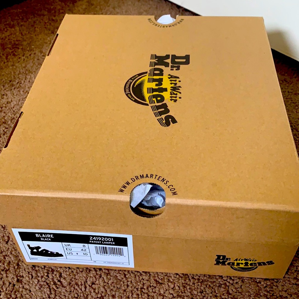 Dr martens sandals